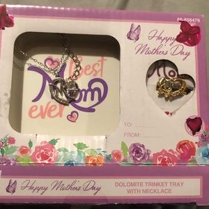 Gift 🎁 Mother’s Day